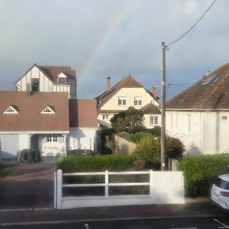 Duplex A 2 Pas De La Apartman Ouistreham