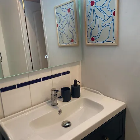 Duplex A 2 Pas De La Apartman *
